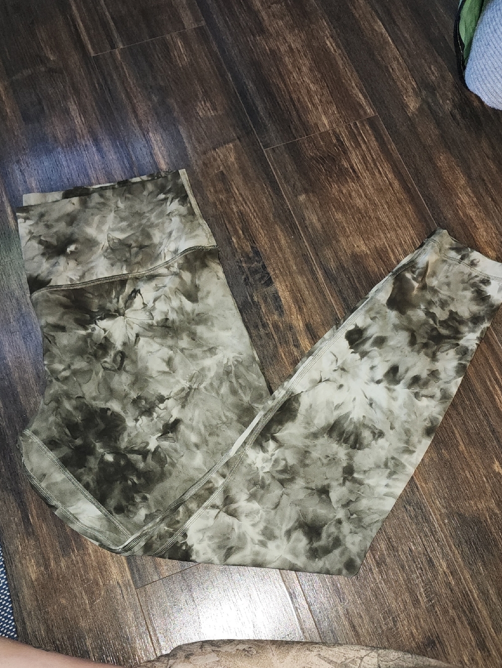 Lululemon Tie-Dye Olive Green Leggings